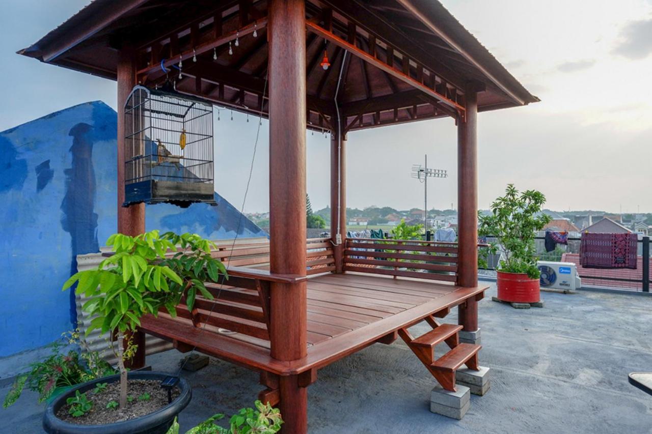Reddoorz Near Jalan Adi Sucipto Solo Hotel Exterior photo